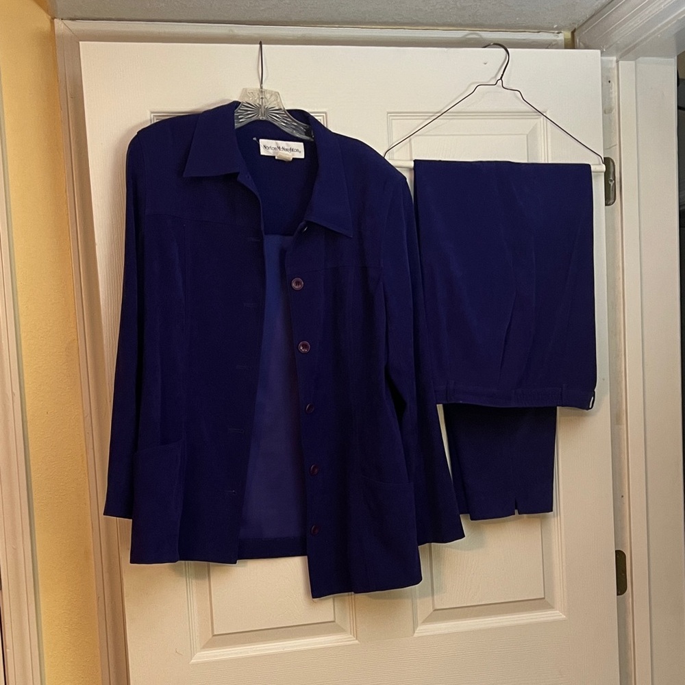Norton McNaughton Women's Velour Royal Blue Blazer and Pants Set